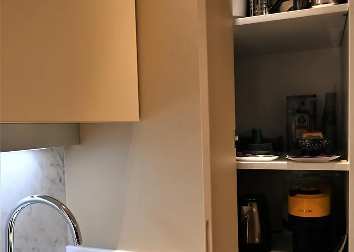 Brera Elegant Apartment Milan